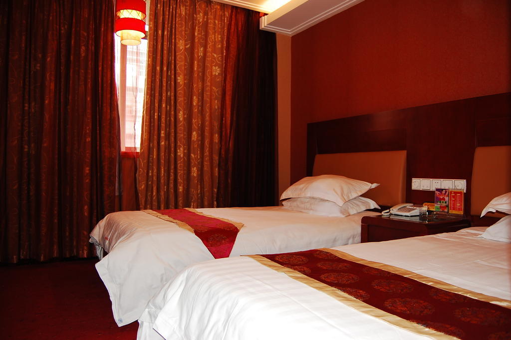 Jinyao Business Hotel Nghĩa Ô Phòng bức ảnh