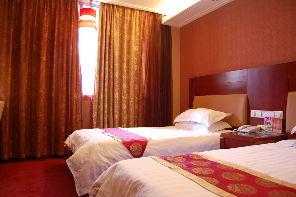 Jinyao Business Hotel Nghĩa Ô Phòng bức ảnh